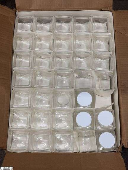 Case of Clear Glass Square Jars - 2.5" x 2.5" x 1.5" of each - approx 100, no lids image