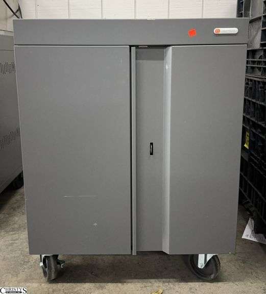 Bretford Metal 2 Door Laptop Charging Cart 29x26x38" image