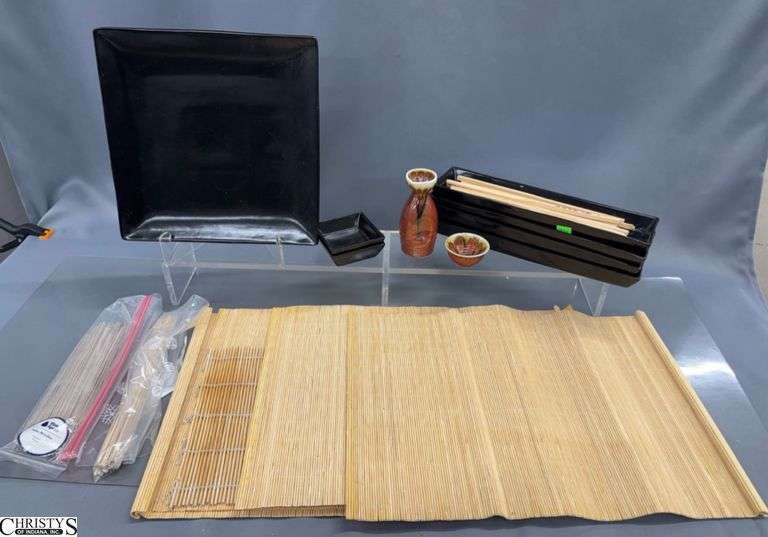 Sushi Mats, Trays and Soba Noodles image