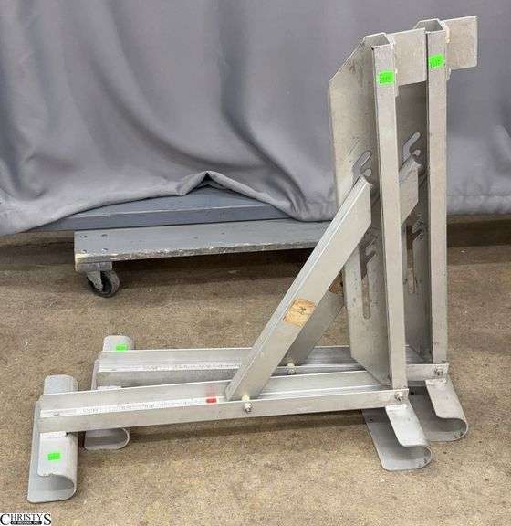 Pair of Ladder Jack - 26" x 28" of each image