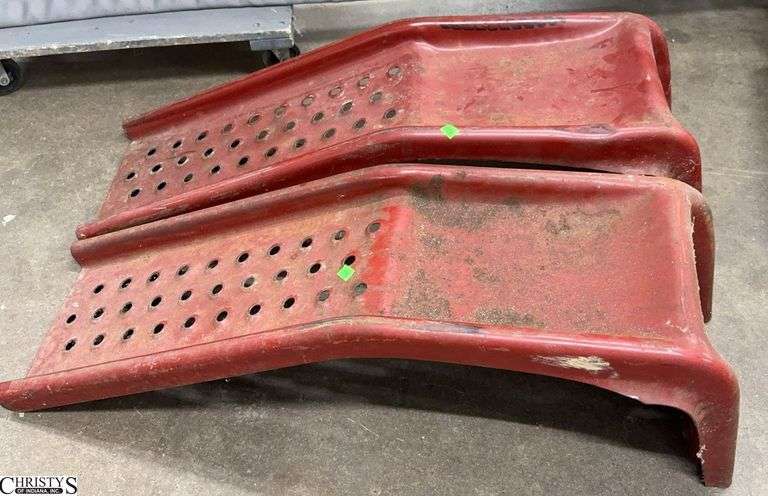 Pair of Red Auto Ramps image