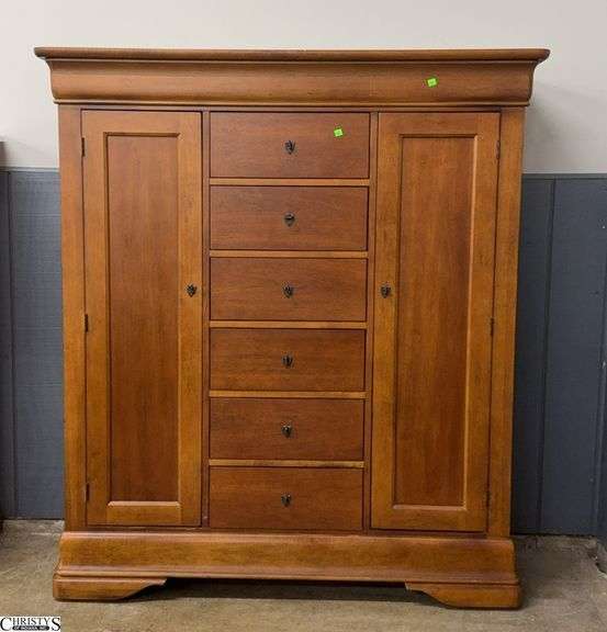 6 Drawer 2 Door Hooker Furniture Wardrobe 56x20x63 image