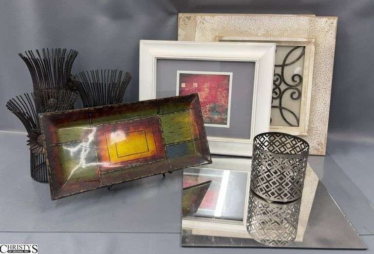 Wall Decor Pieces, Sunflower Theme Wire Candle Holders, Largest Frame 13.5" image