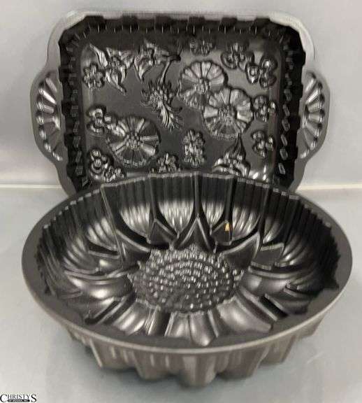 2 Nordic Ware Floral Cake Pans - 14" of largest image
