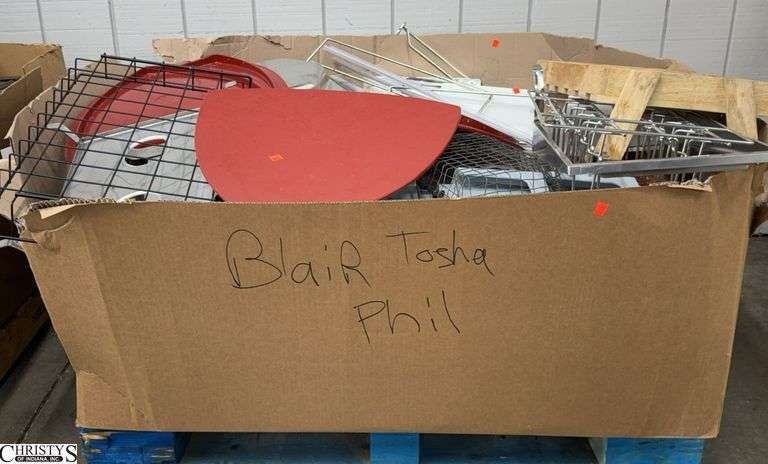 Restaraunt and Serving Items, Trays, Stainless Chaffing Dish Parts, Pallet Included image