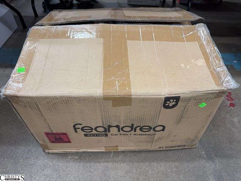 FEANDREA Cat Tree In Box image