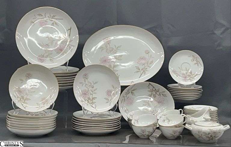 Harmony House Patricia China Service - Approx 50pcs - 10" D of dinner plate image