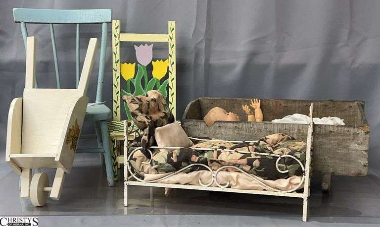 5pcs Doll/Childs Furniture, Bedding, Doll - Some wear - 20" of largest image