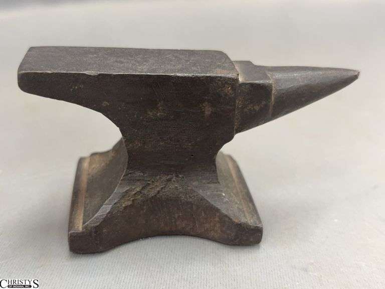 Miniature Iron Anvil - 4" x 2.5" image