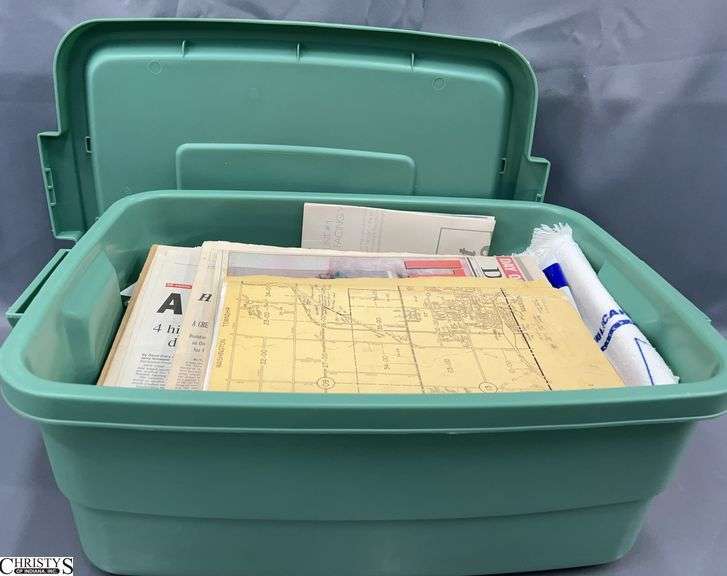 Tote of Political Ephemera - Bayh, Jesse Jackson, 9/11 Newspapers, Misc - 15" x 21" image