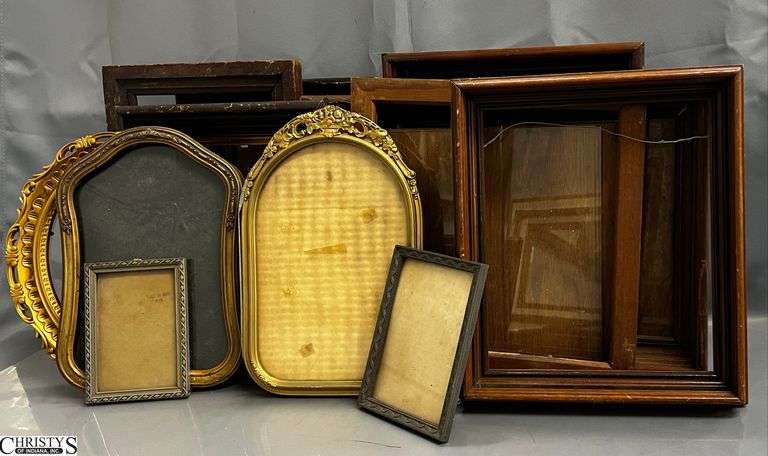 12 Assorted Open Frames and Photo Frames - 14.5" x 14" approx of largest - some wear image