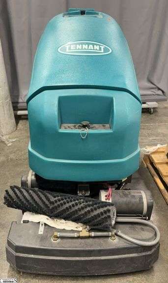 Tennant 1610 Ready Space Floor Cleaner Unit, As is Untested image