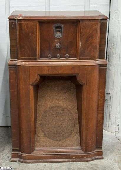 Philco Model 18 Tube Floor Console Radio 27x14x41" image