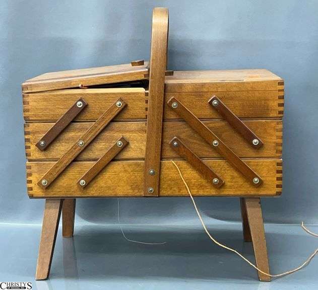 Expandable Sewing Stand image