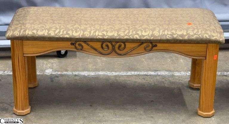 Bed Bench with Metal Accent Needs Cleaned 41x15x18 image