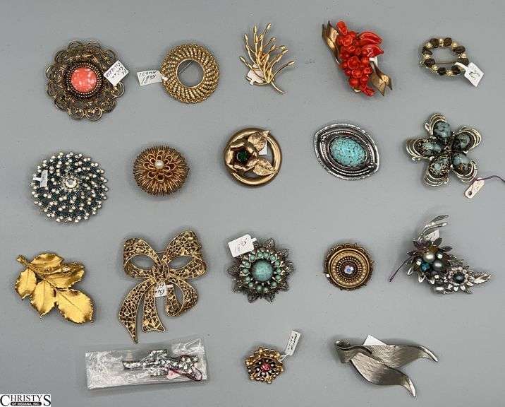 18 Costume Pins, Brooches image