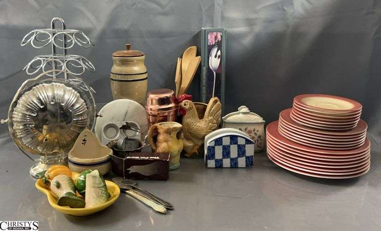 Salt & Pepper Shakers, Napkin Holders, Plates, Misc Kitchen - 10" of largest plate - some wear image