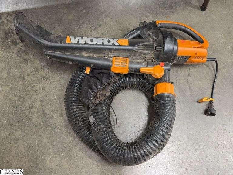 Worx Electric Leaf Blower / Vac image