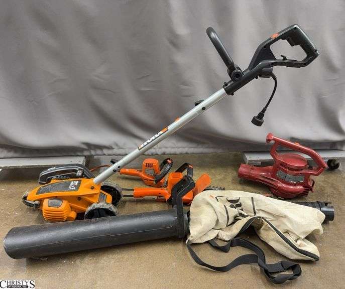 Worx Edger, 2 Trimmers, Blower untested image
