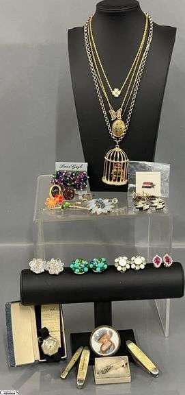 Ladies Costume Clip on Earrings, Pins, Rings, MOP Style Pocket Knives - 3.5" of largest pin - Size 6 Ring image