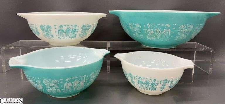4 Pyrex Cinderella "Amish Butterprint" Mixing Bowls - 13" x 4" of largest - some wear image