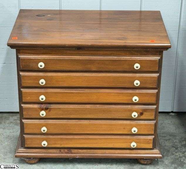 Silver Ware Chest 27x17x25" image