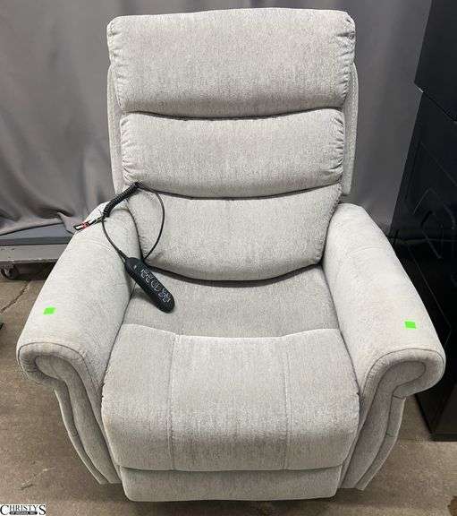 Viva Lift Lift Chair - 34" x 30" x 40" - 19" seat - some wear image