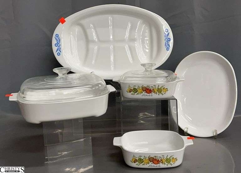 Corning Ware Meat Tray, Platter, and 3 Covered Dishes - 16" of meat tray image