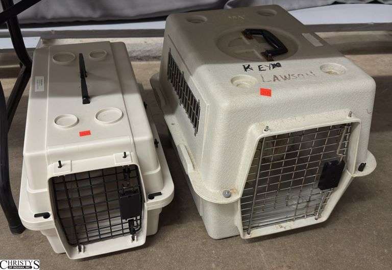 2 Pet Carriers Largest 16x23x16 image