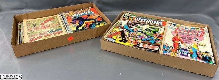 2 Flats Marvel & DC Comic Books. Shows some wear, paper loss. image