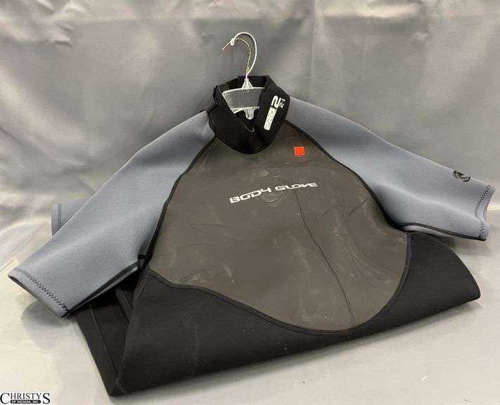 2 Body Glove Mens XXL Wet Suits image
