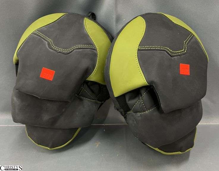 Pair Century Mitt Punching Pads image