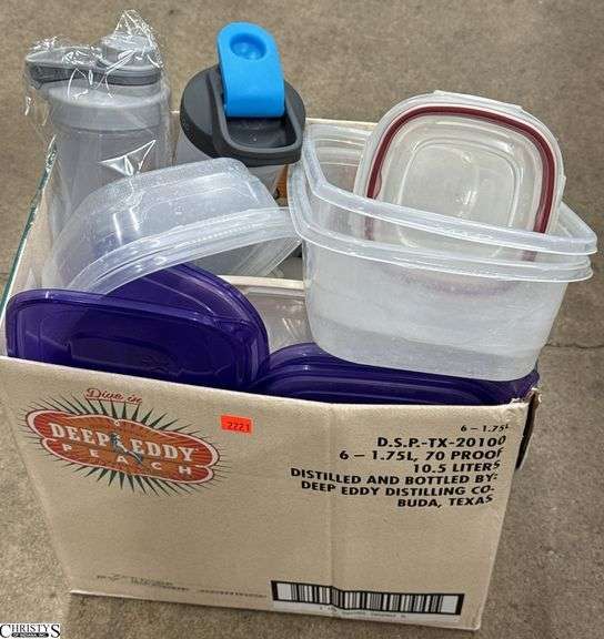 Plastic Storage Pieces, Misc Plasticware image