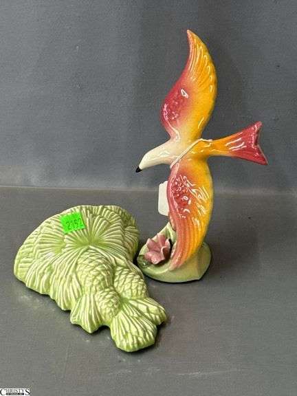 Vintage Wall Pocket Planters, Birds Tallest 8" image