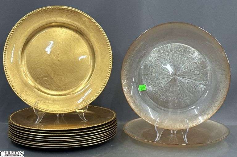Gold Plates and Plastic Chargers 12.5" image