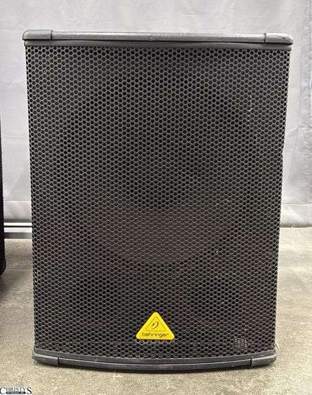 Behringer Eurolive B1550D - Pro Subwoofer 18" x 21" x 24" image