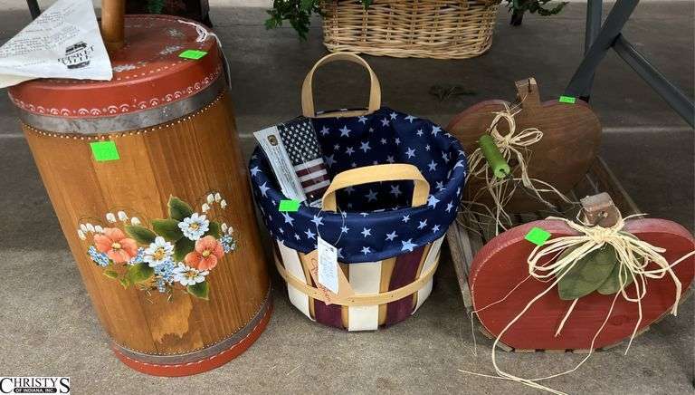 Butter Churn Damaged Handle, Americana Basket, Apple Basket 12" image