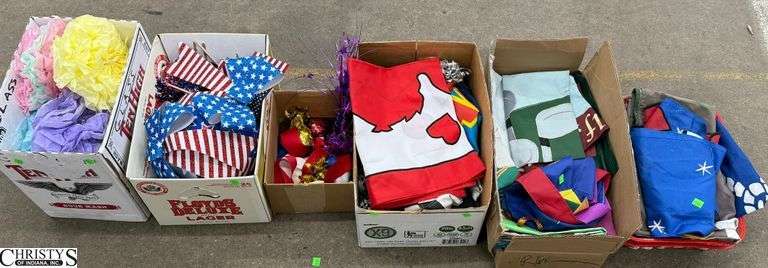 Yard Decor Flags, Americana Bows, Tissue Poufs, Balloon Weights image