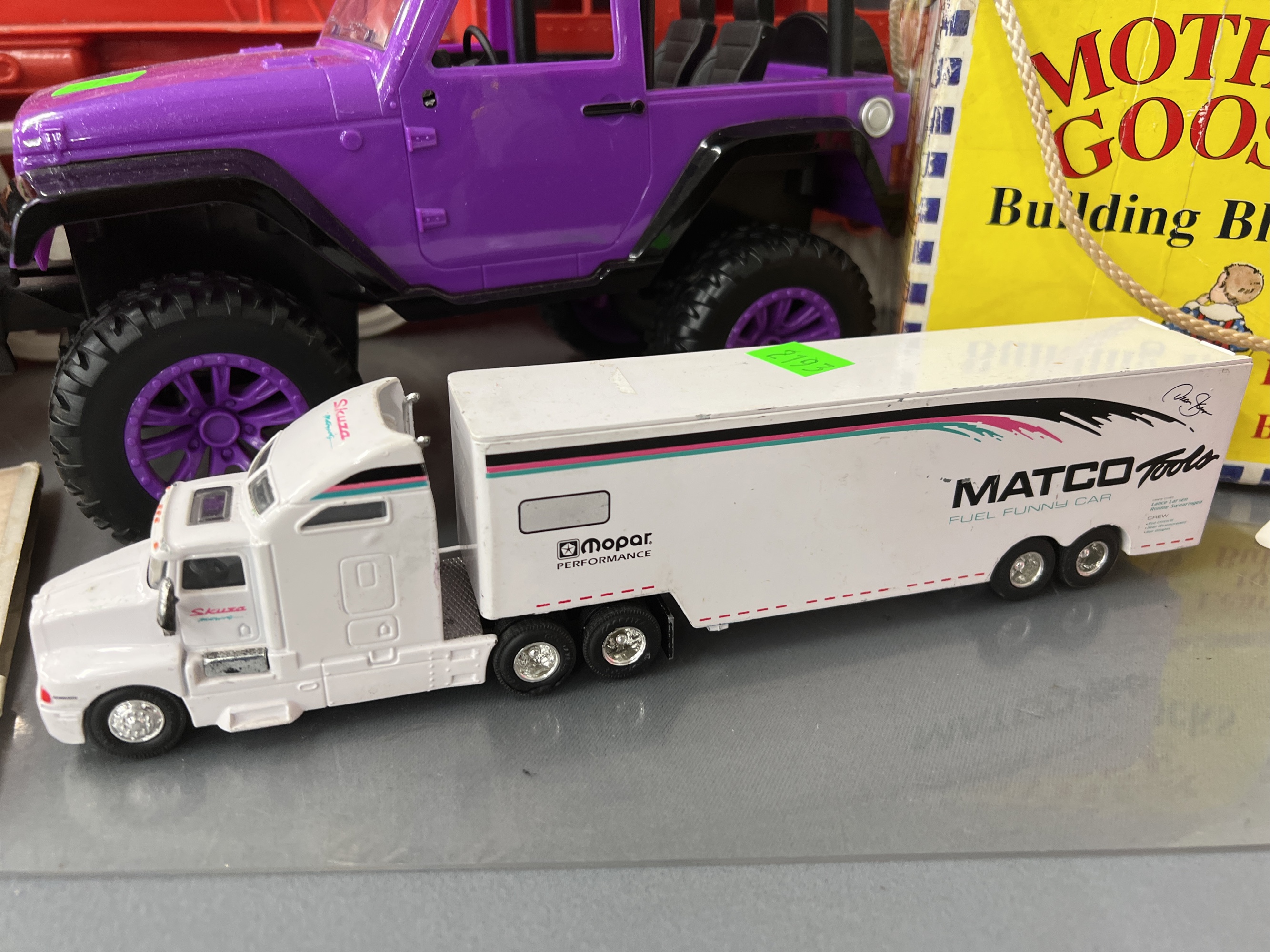 Lot image 2