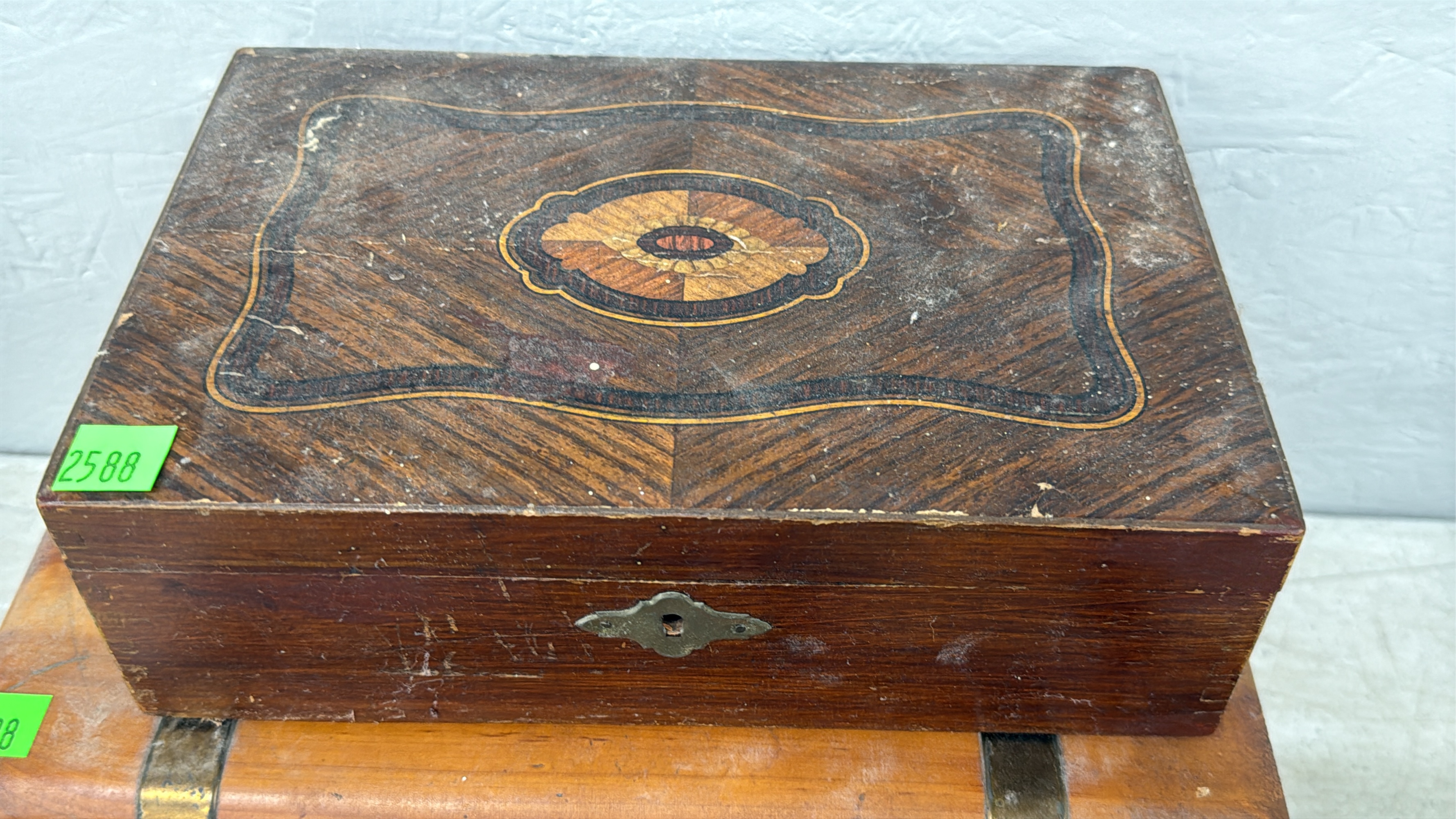 Lot image 12