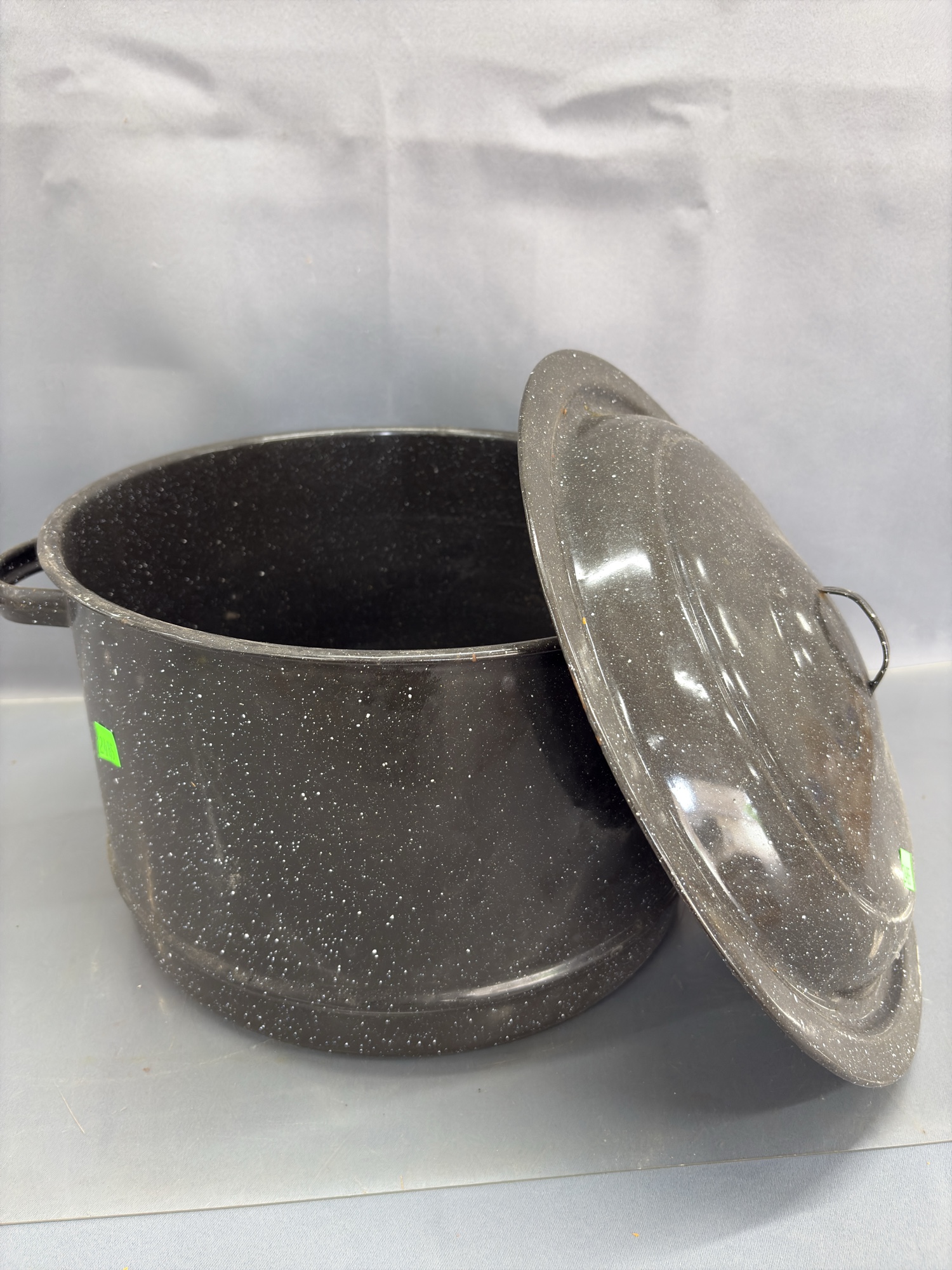 Lot image 9