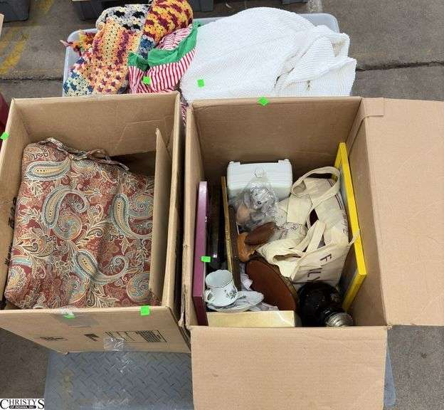 Boxed Lots, Afghans, Wall Decor, Blankets, Tote image