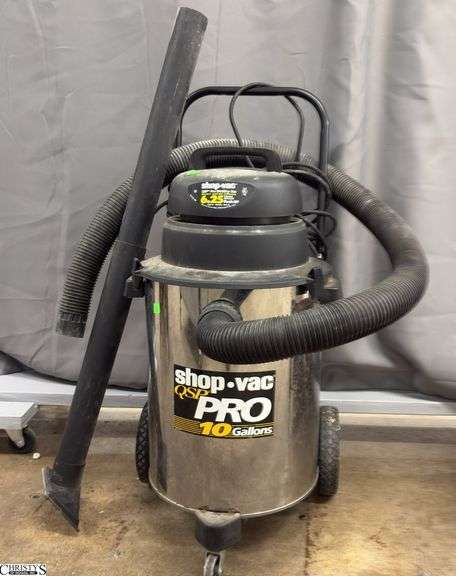 Shop Vac 10 Gallon Wet/Dry Vac - Shows wear image