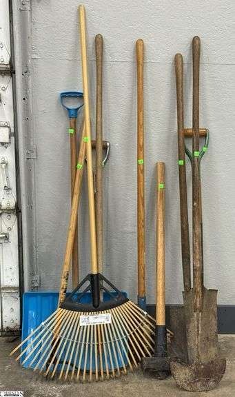 Long Handle Tools, Shovels and Rakes image