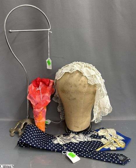 Hat and Scarf Displays Tallest 18" image