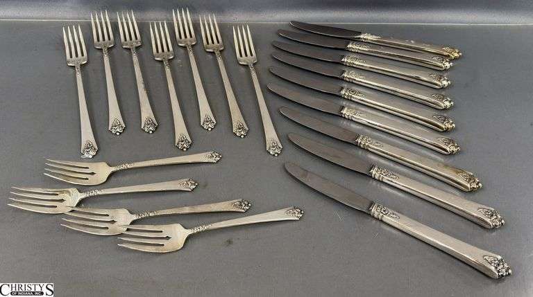 20pcs Royal Crest Sterling Silver Flatware image