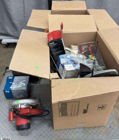 Boxed Lots, Tools, Skil Circular Saw, Paint Brushes, Billows, Hand Saws, Bathroom Faucet, Antennae Bag Phone image