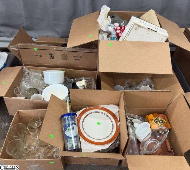 Boxed Lots, Coffee Mugs, Dishes, Cups, Decor, Travel Mugs, Cream and Sugar, Figurines, Household image