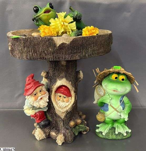 Frog and Gnome Garden Decor 12" of tallest image