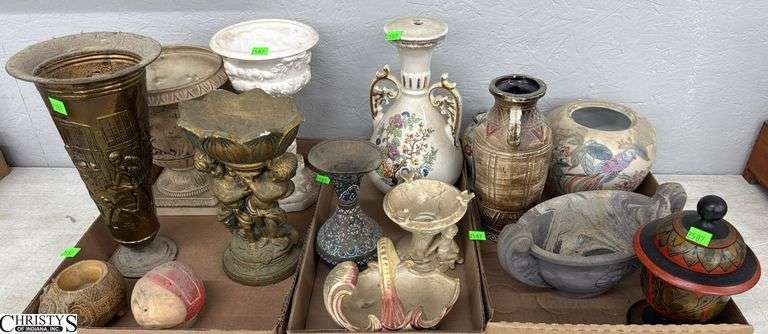 Figural Vases and Urns, Asian Influence Decor - 11.5" of tallest - would benefit from a cleaning image